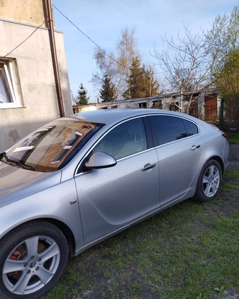 Opel Insignia cena 18000 przebieg: 297000, rok produkcji 2009 z Malbork małe 106